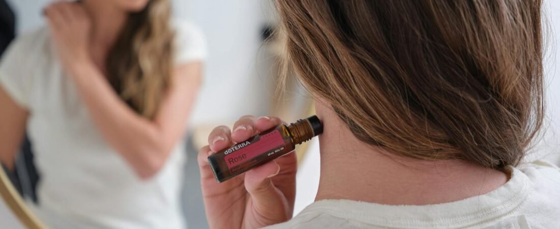 Best Essential Oil Roll Ons for Pisces to Deepen Intuition