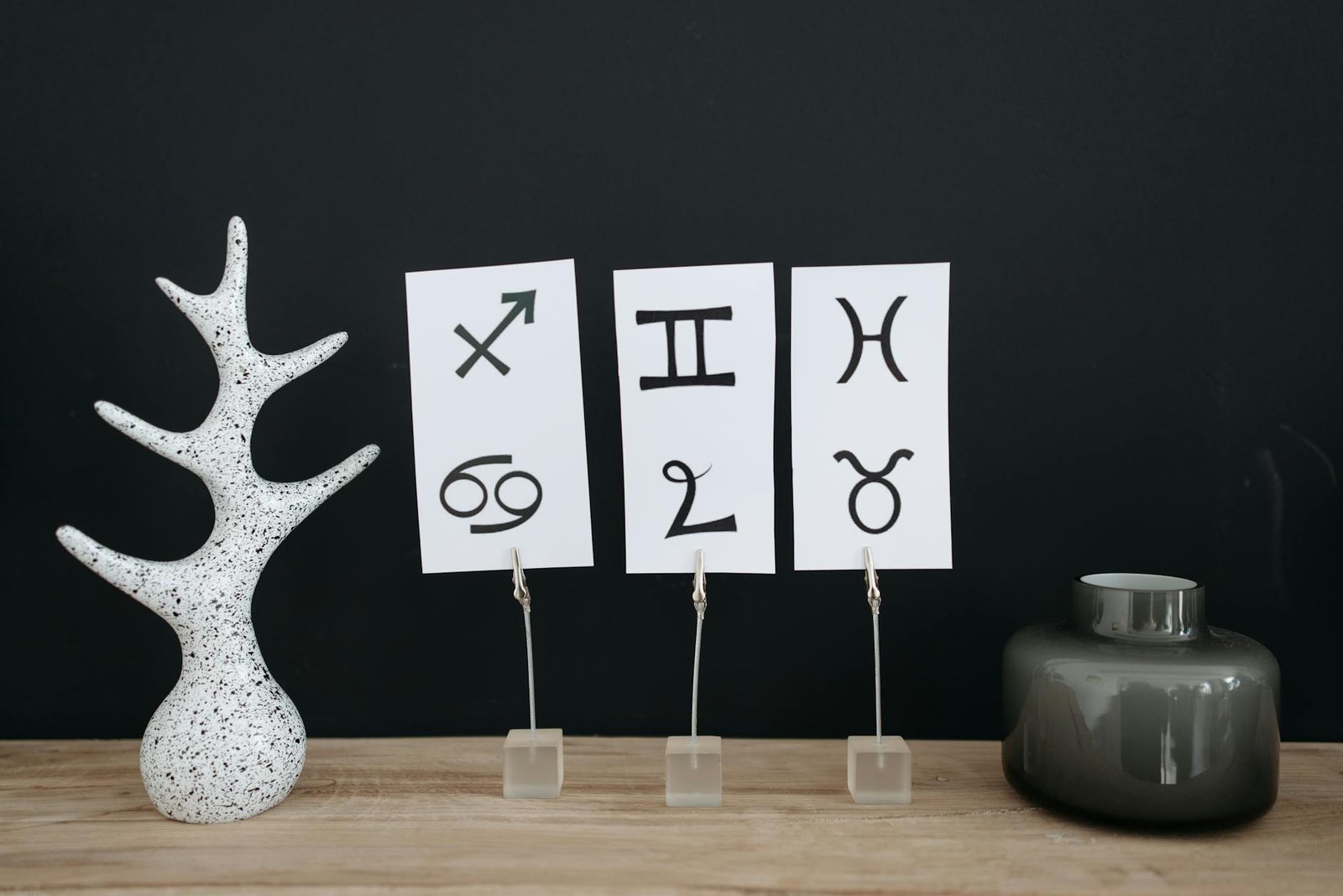 Gemini Season Clarity and the Sagittarius Moon