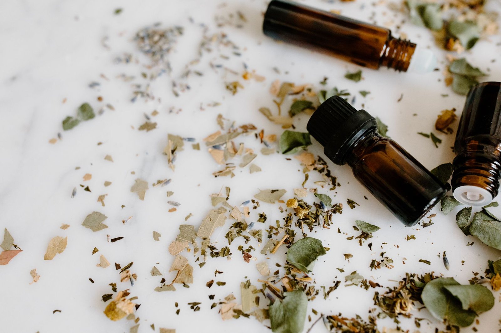 Best Essential Oils for Sleep and Calm Amazon Zodiac Picks